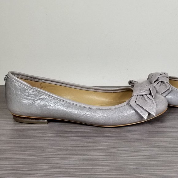Michael Kors Willa Ballet Flat, Gray Wrinkled Leather, Womens Size 5.5 / 35.5 - Picture 7 of 10